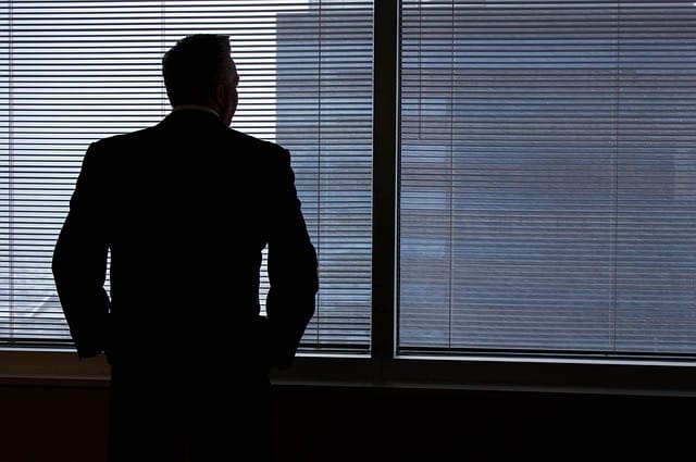 5 Passos Essenciais para Avaliar Oportunidades de Franquias como um Profissional